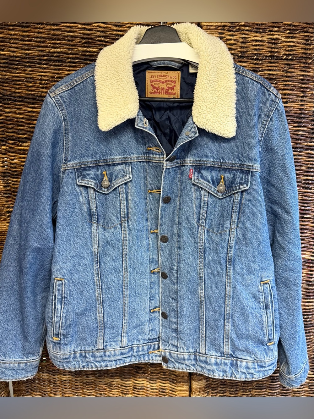 Levi's Light Blue Denim Jacket with Cream Sherpa Collar- Womens 2X